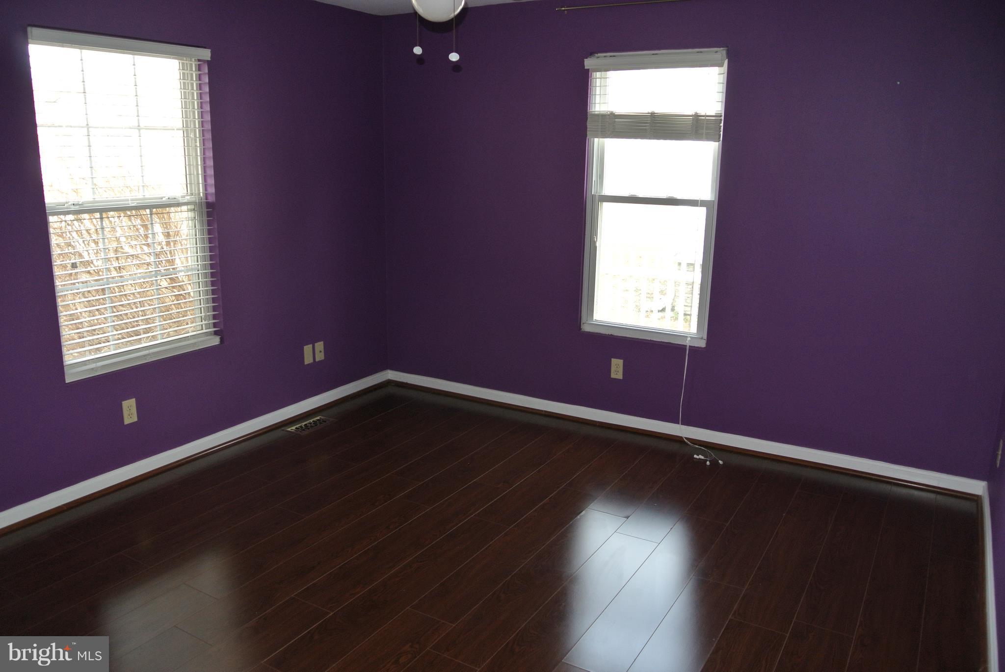 COBB ISLAND - Residential