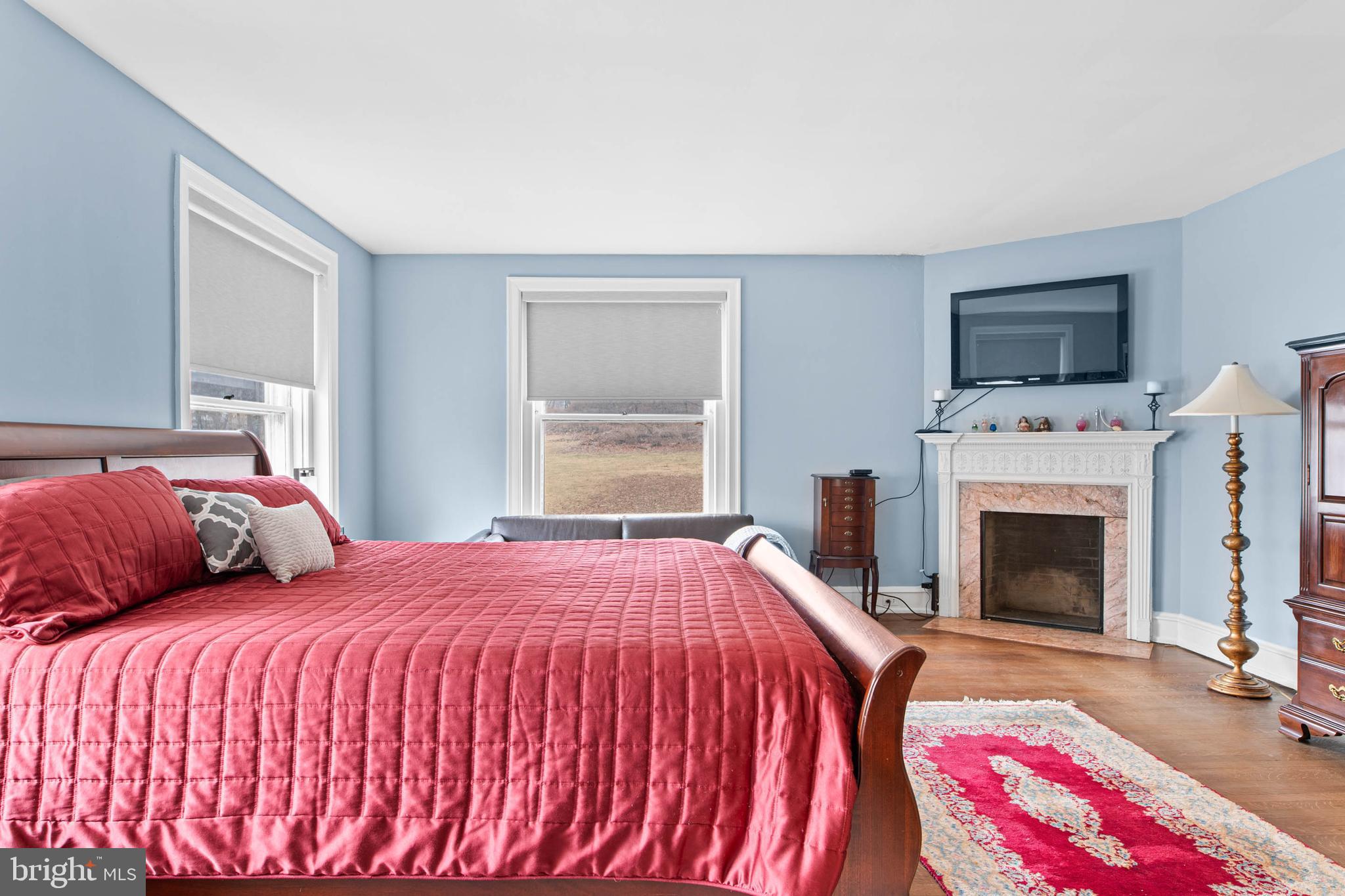 DOWNTOWN WAYNE - Residential