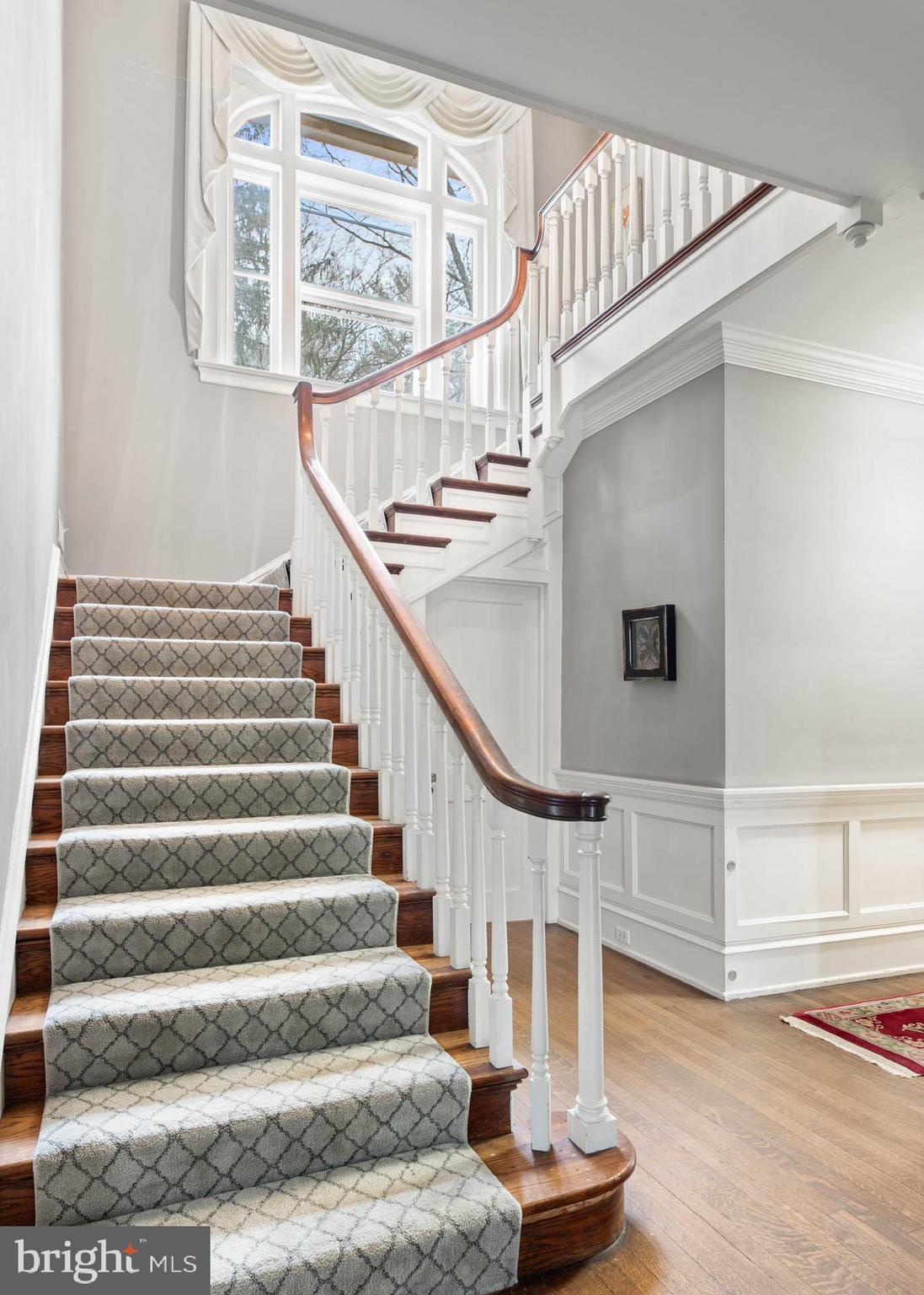 DOWNTOWN WAYNE - Residential