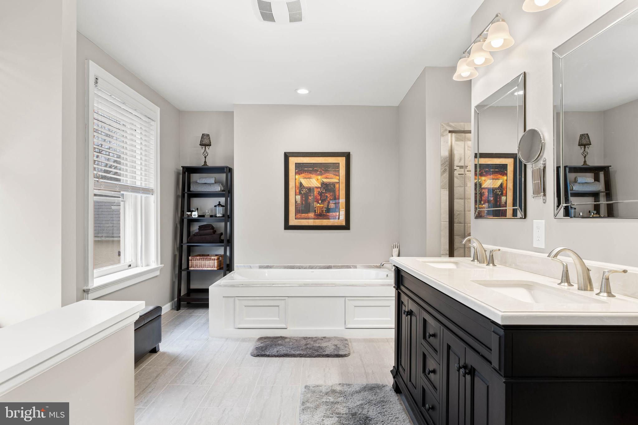 DOWNTOWN WAYNE - Residential