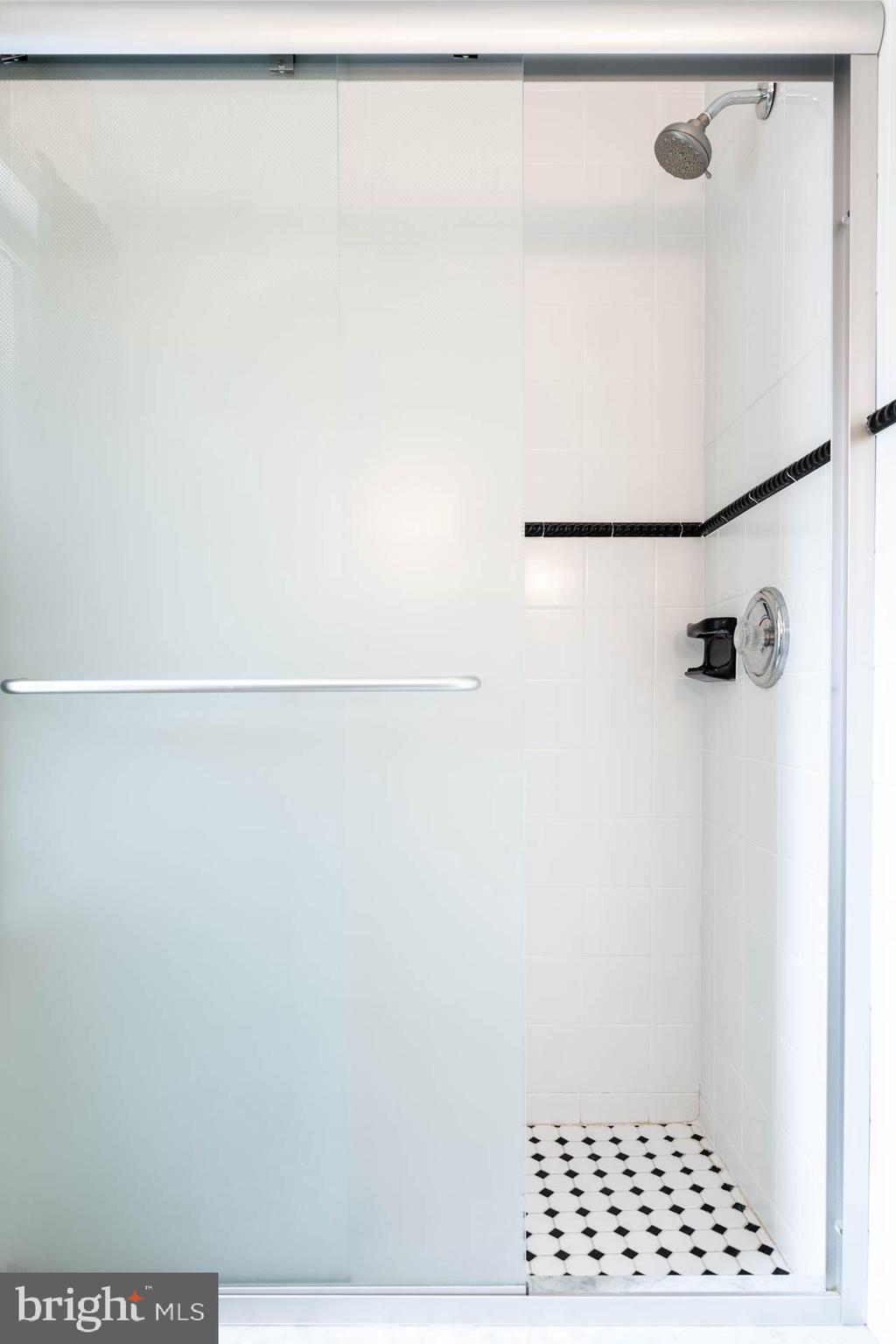 DOWNTOWN WAYNE - Residential