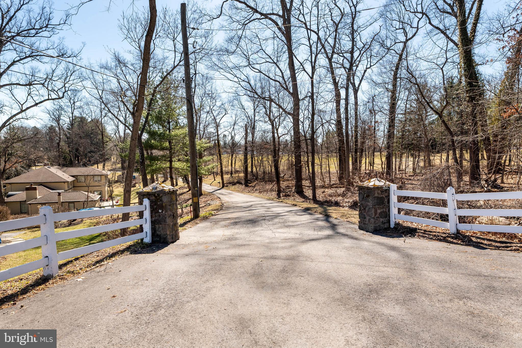 DOWNTOWN WAYNE - Residential