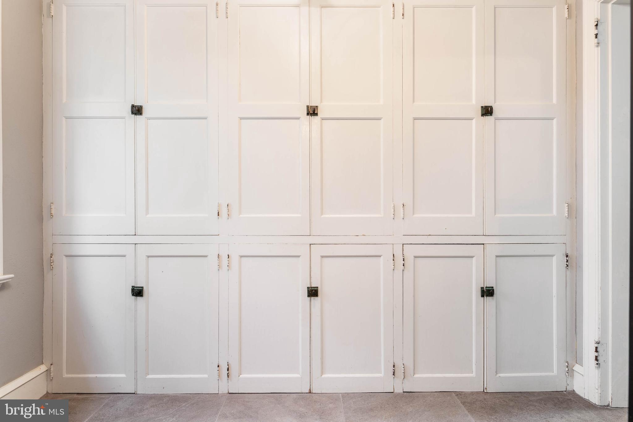 DOWNTOWN WAYNE - Residential