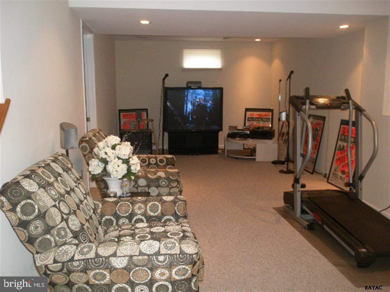 BENTLEY CROFT - Residential