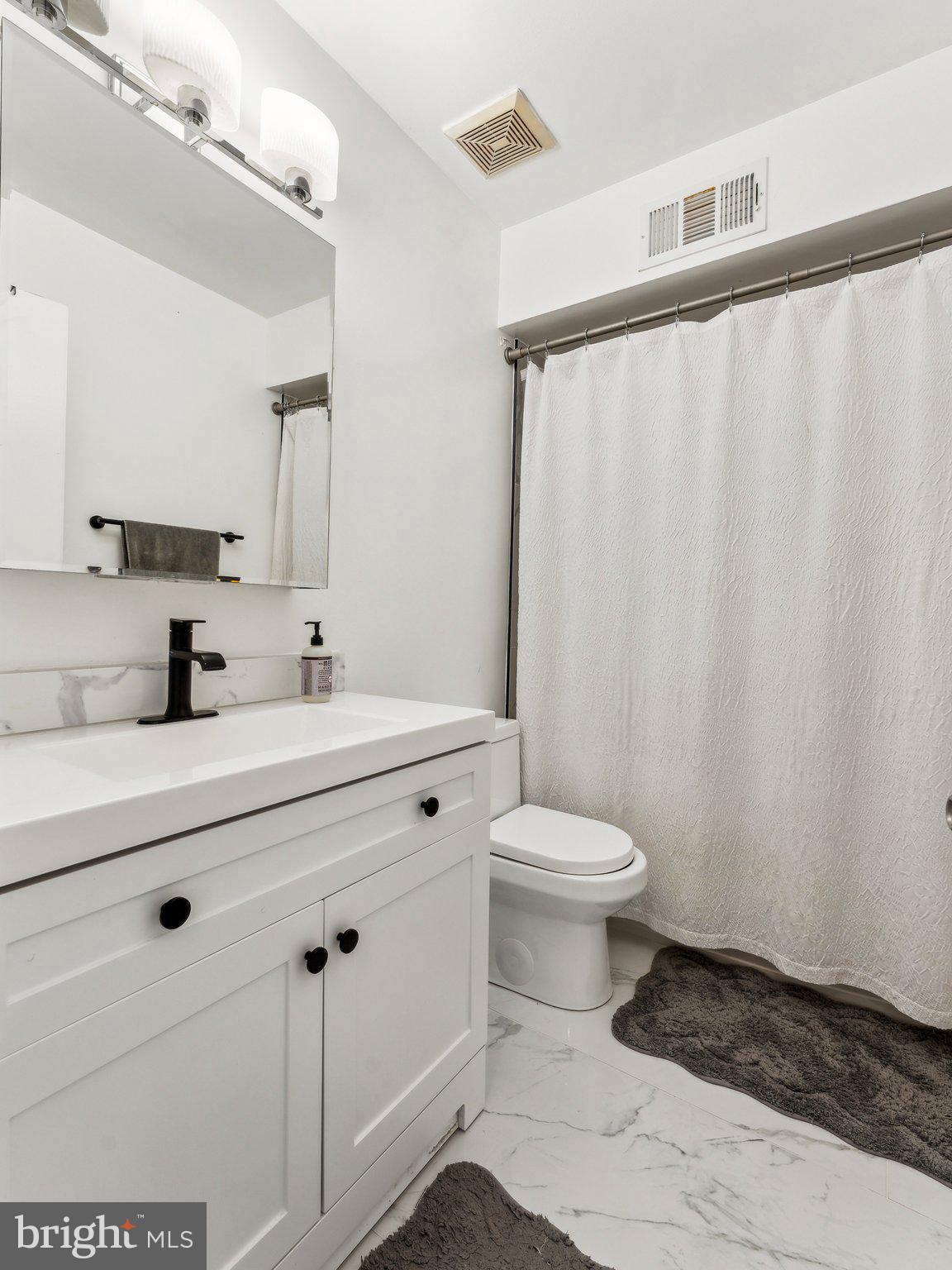 CARDINAL FOREST - Residential Lease