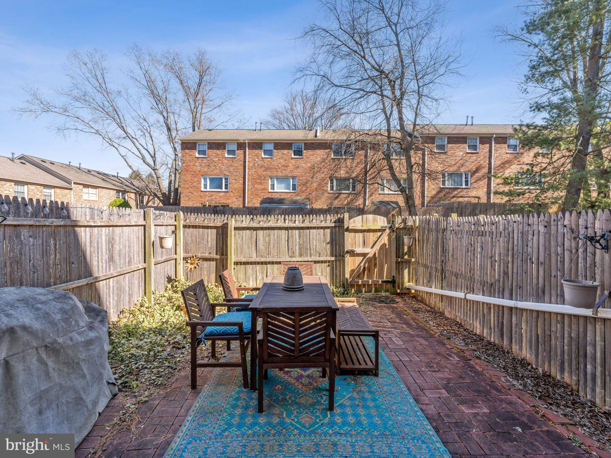 CARDINAL FOREST - Residential Lease