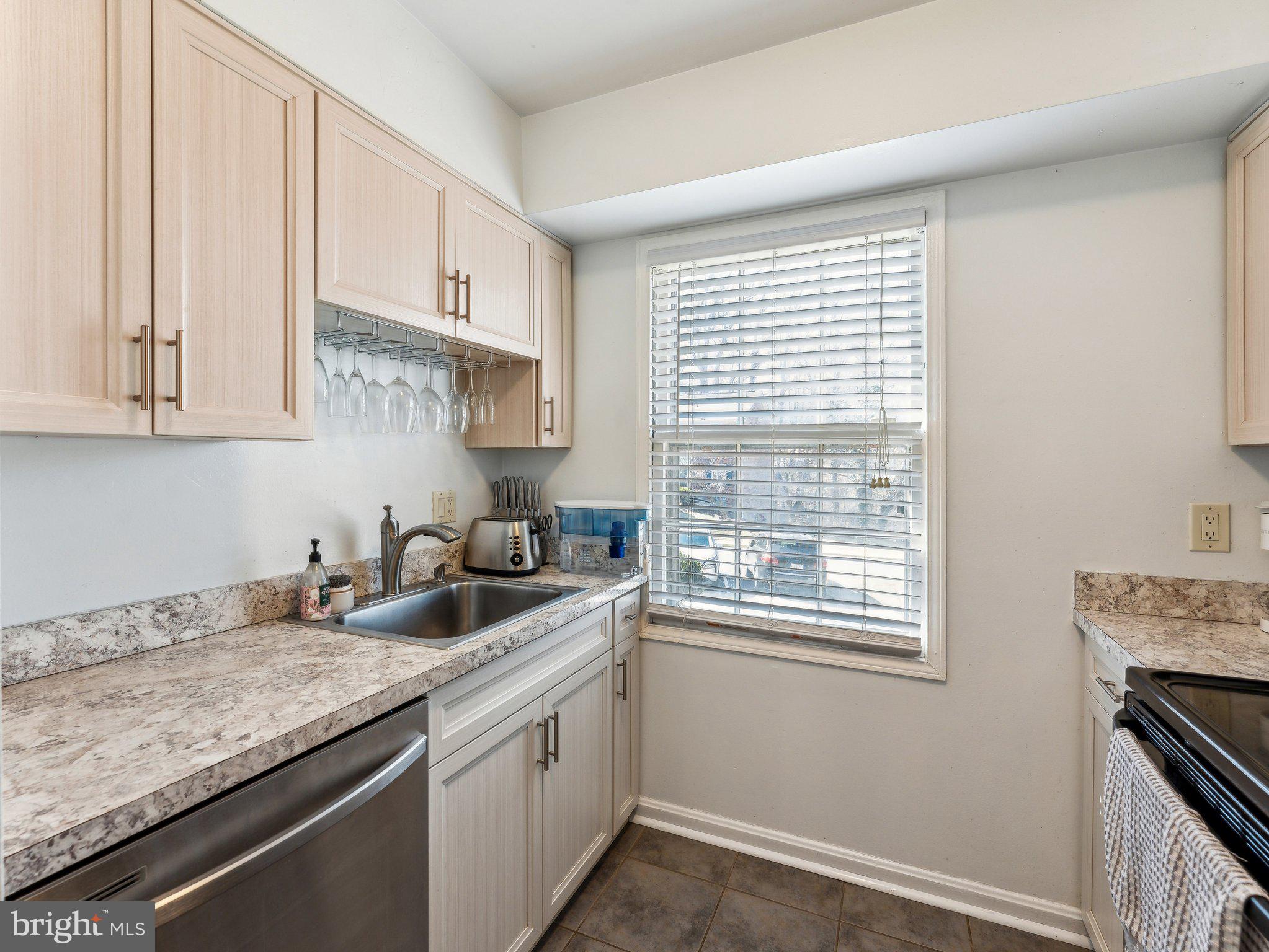 CARDINAL FOREST - Residential Lease