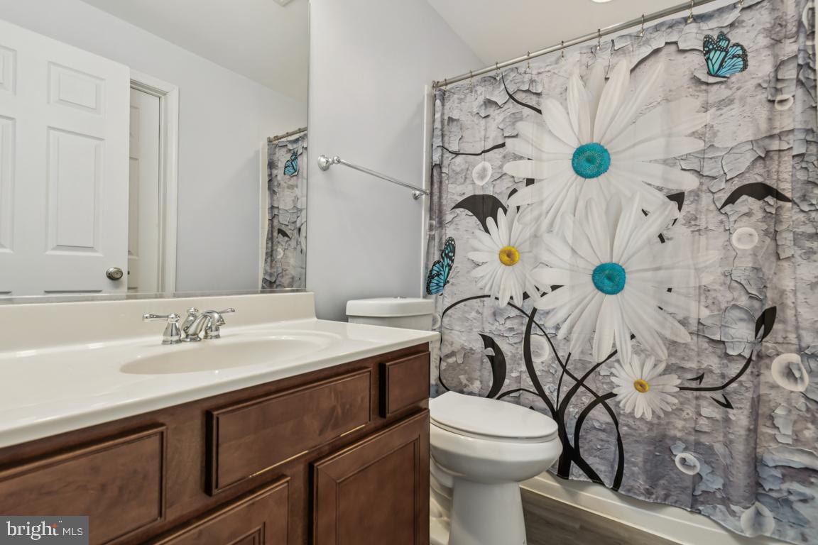 STONEWALL MANOR - Residential