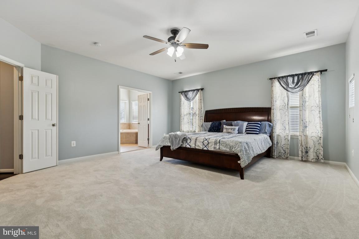 STONEWALL MANOR - Residential