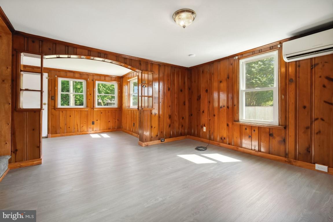 GRASONVILLE - Residential