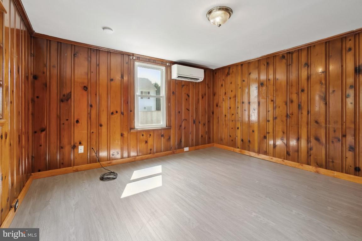 GRASONVILLE - Residential