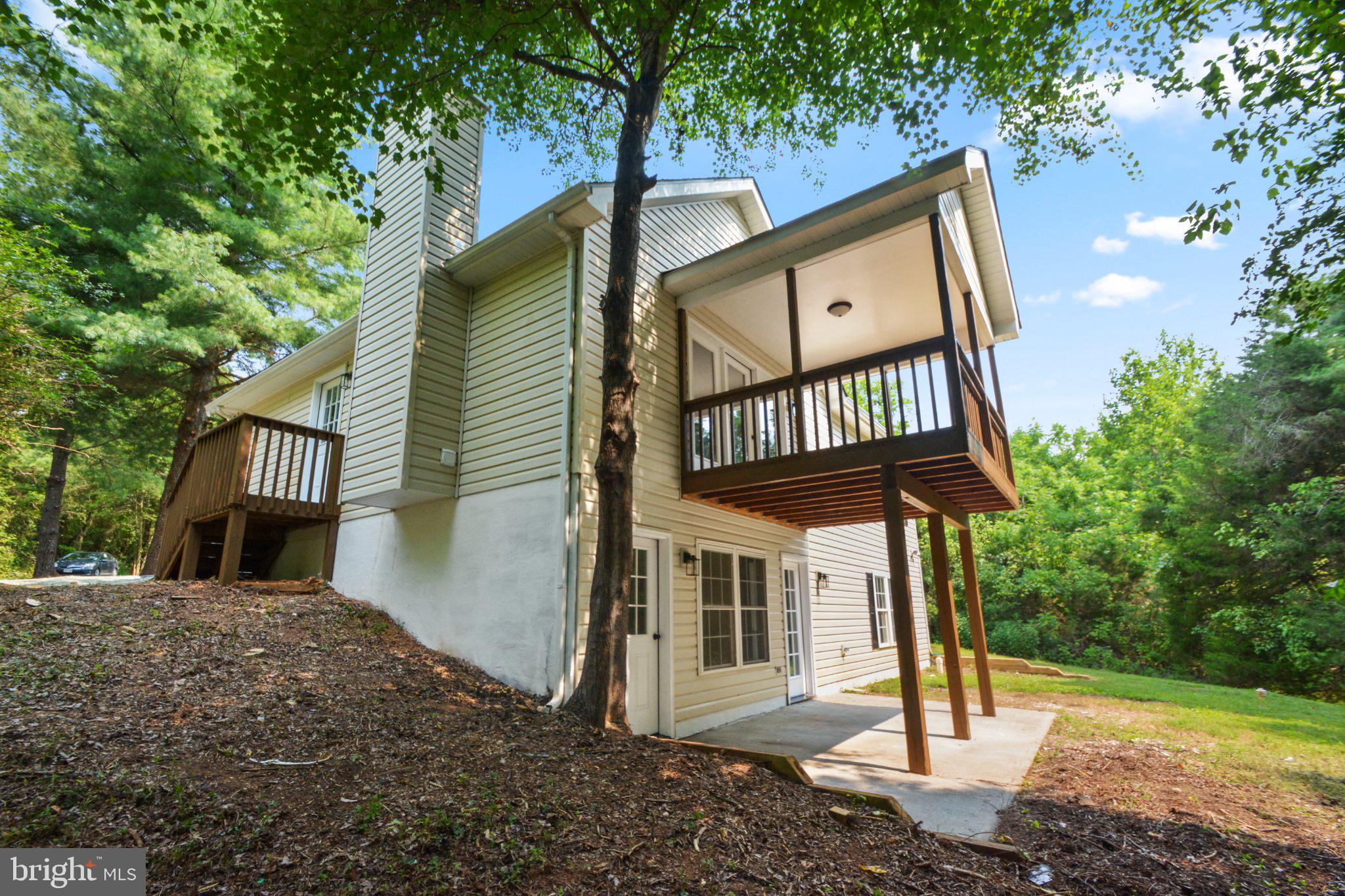 742 ALBEVANNA SPRING ROAD