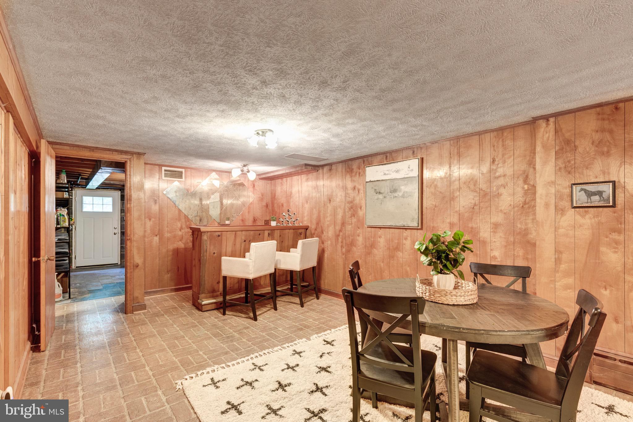 OLNEY OUTSIDE - Residential