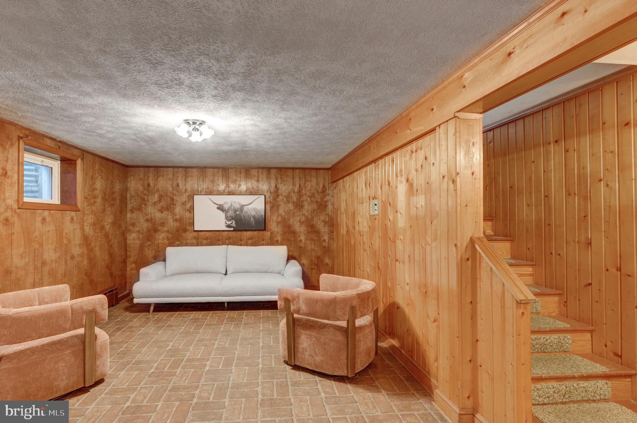 OLNEY OUTSIDE - Residential