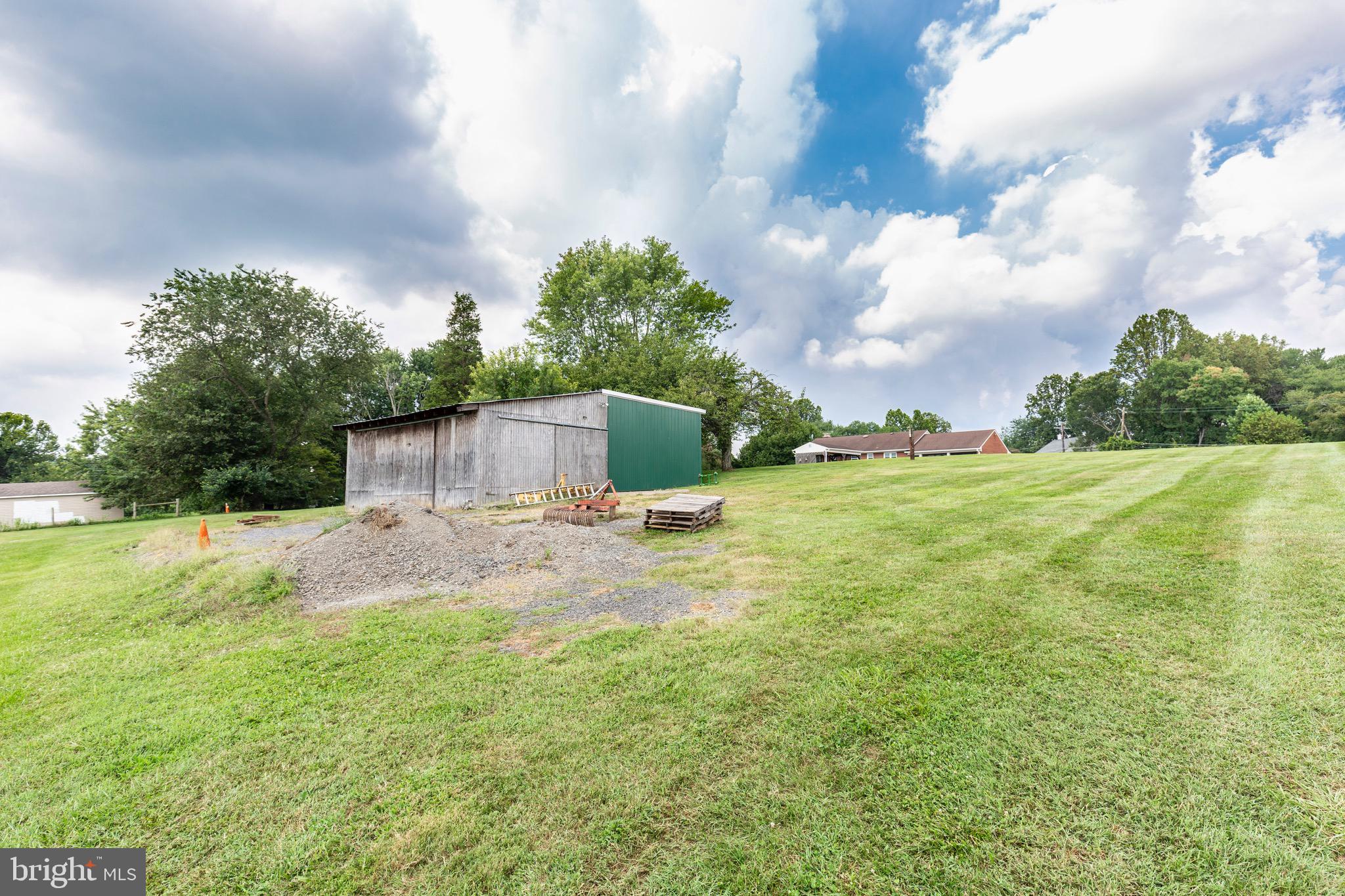 OLNEY OUTSIDE - Residential