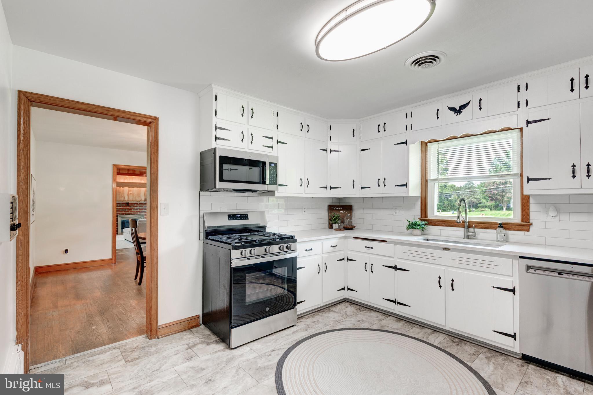 OLNEY OUTSIDE - Residential