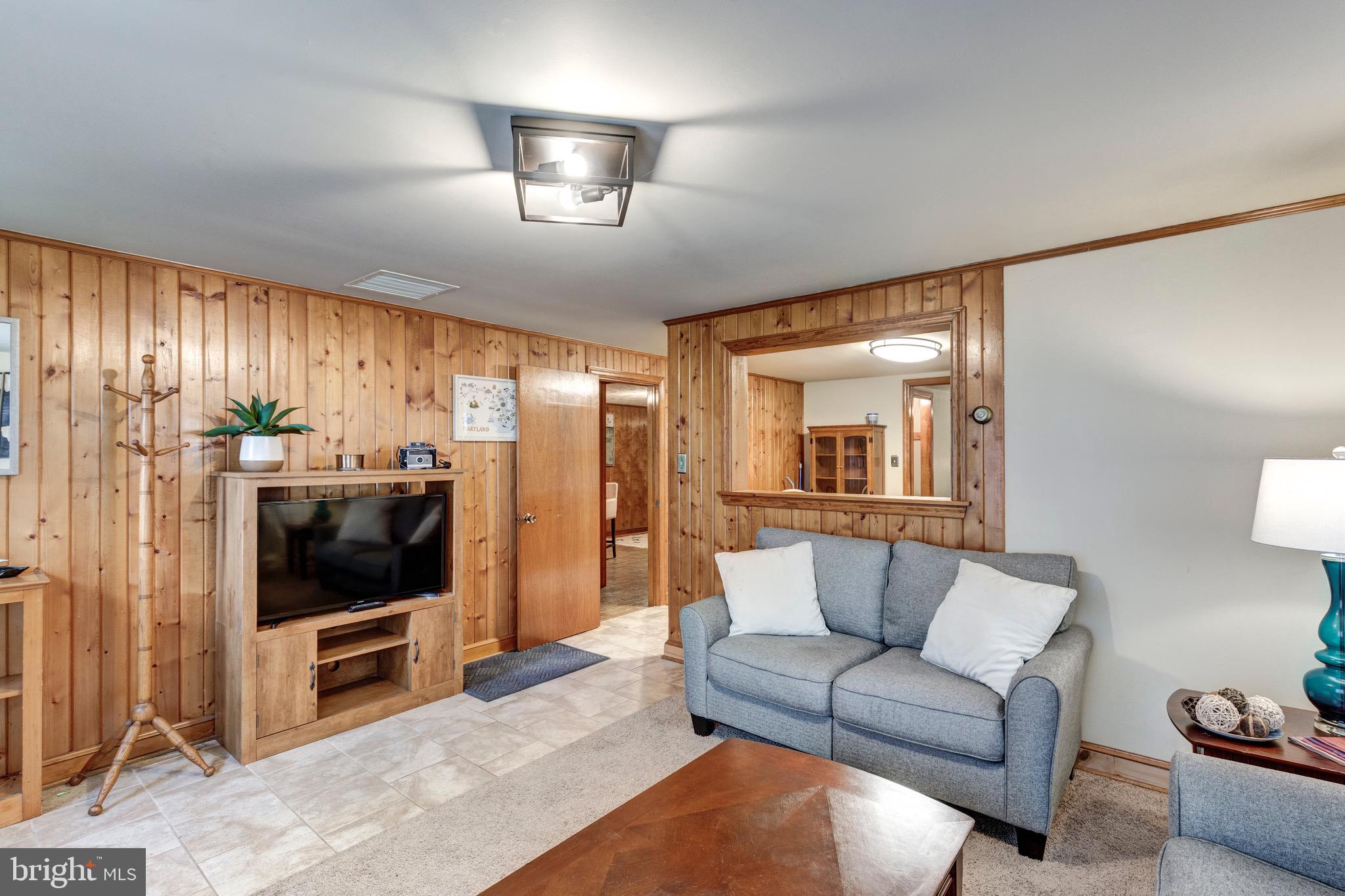 OLNEY OUTSIDE - Residential