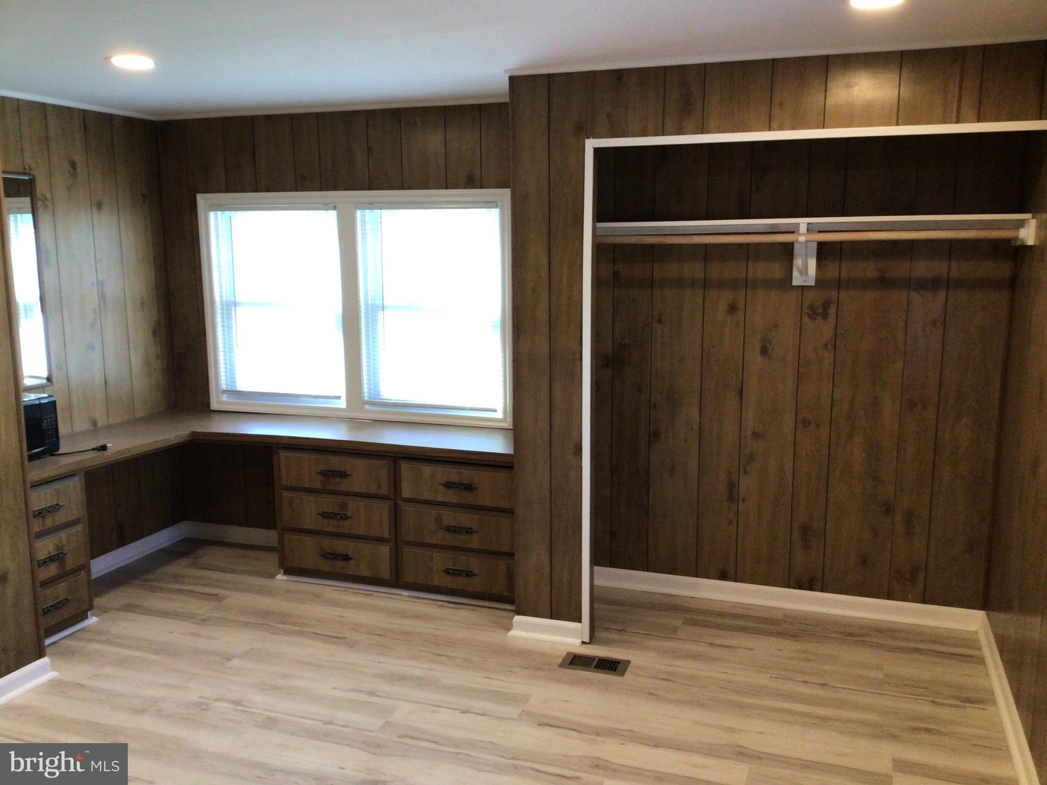 PENNWOOD CROSSING - Residential