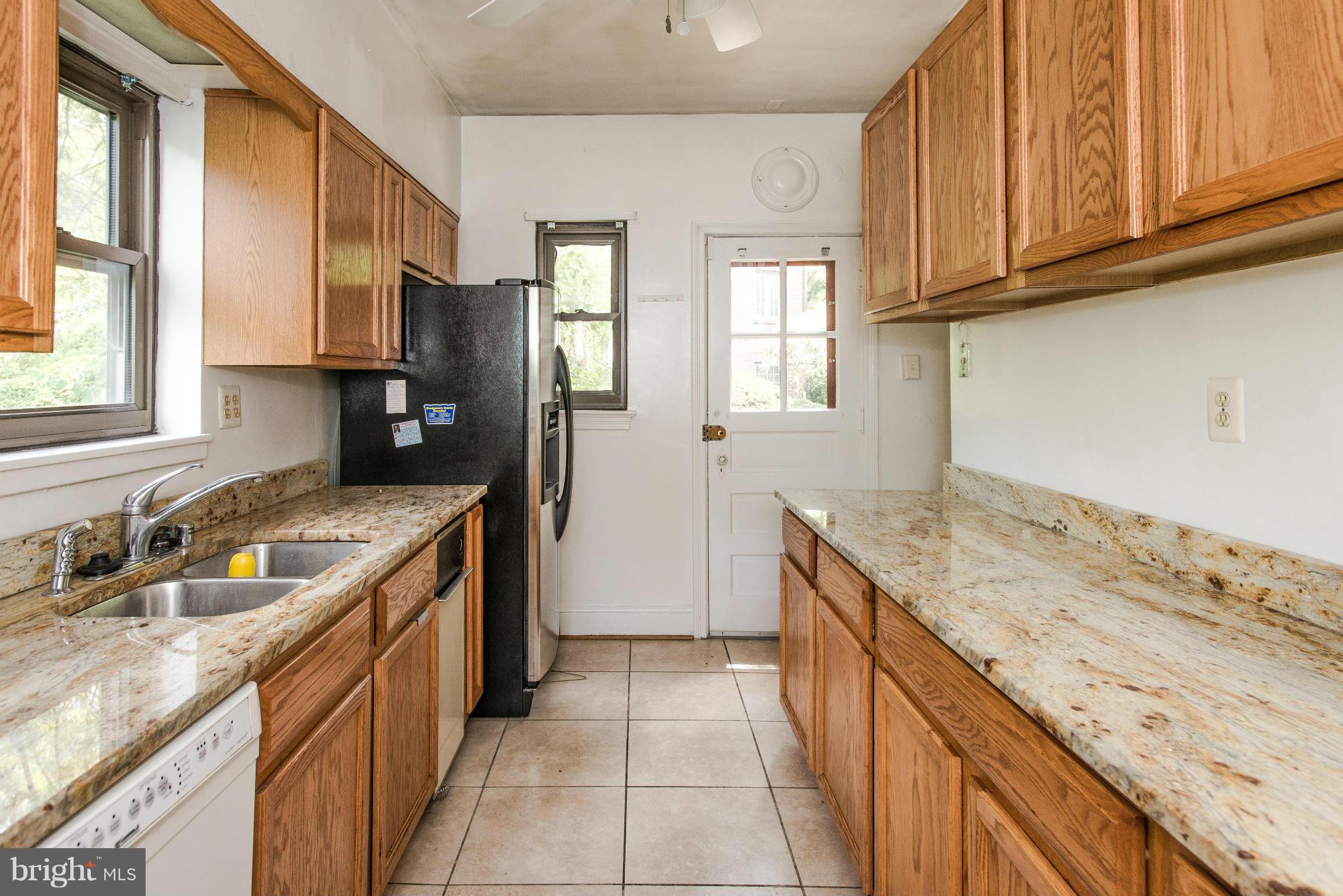 SOUTH WOODSIDE PARK - Farm