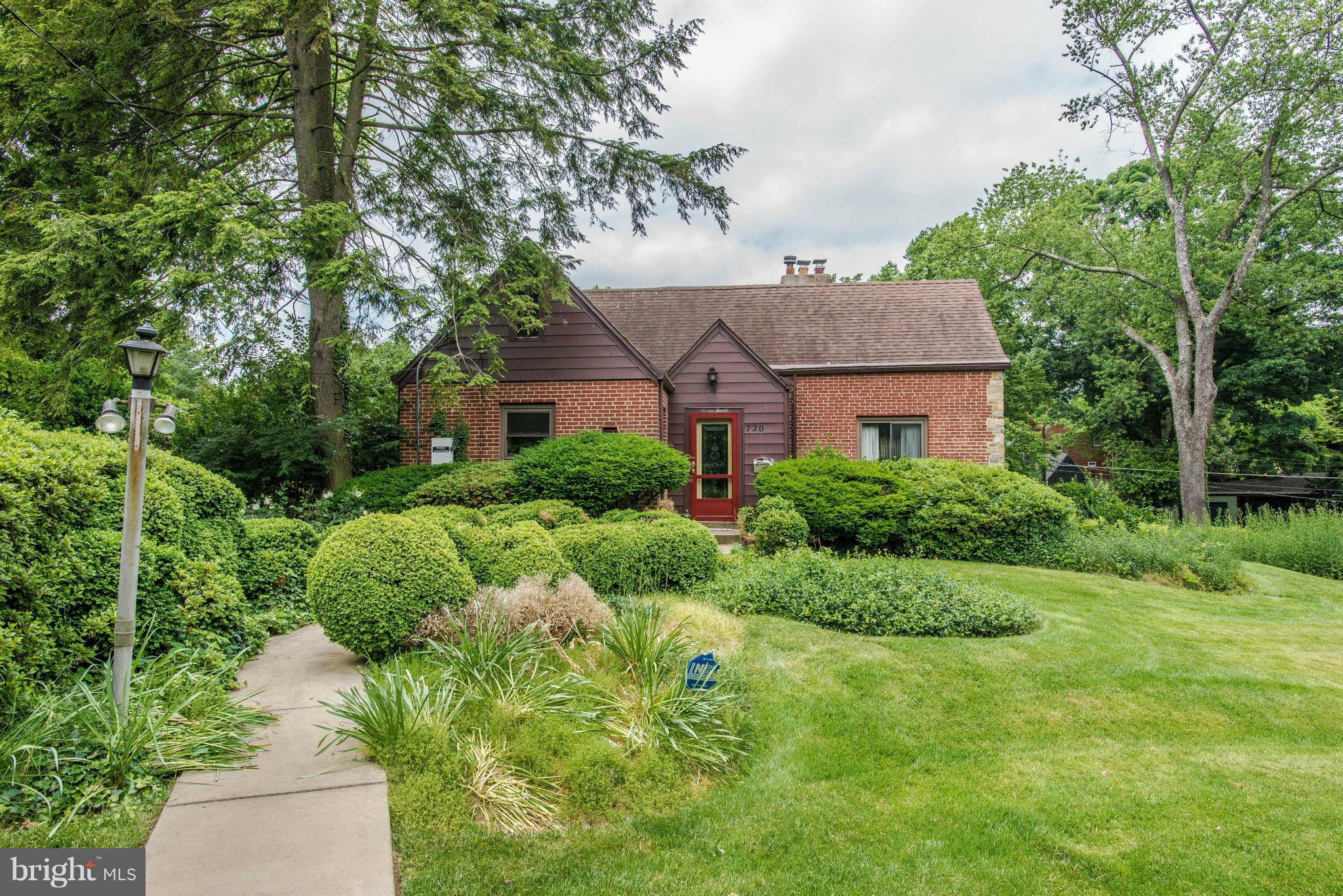 SOUTH WOODSIDE PARK - Farm