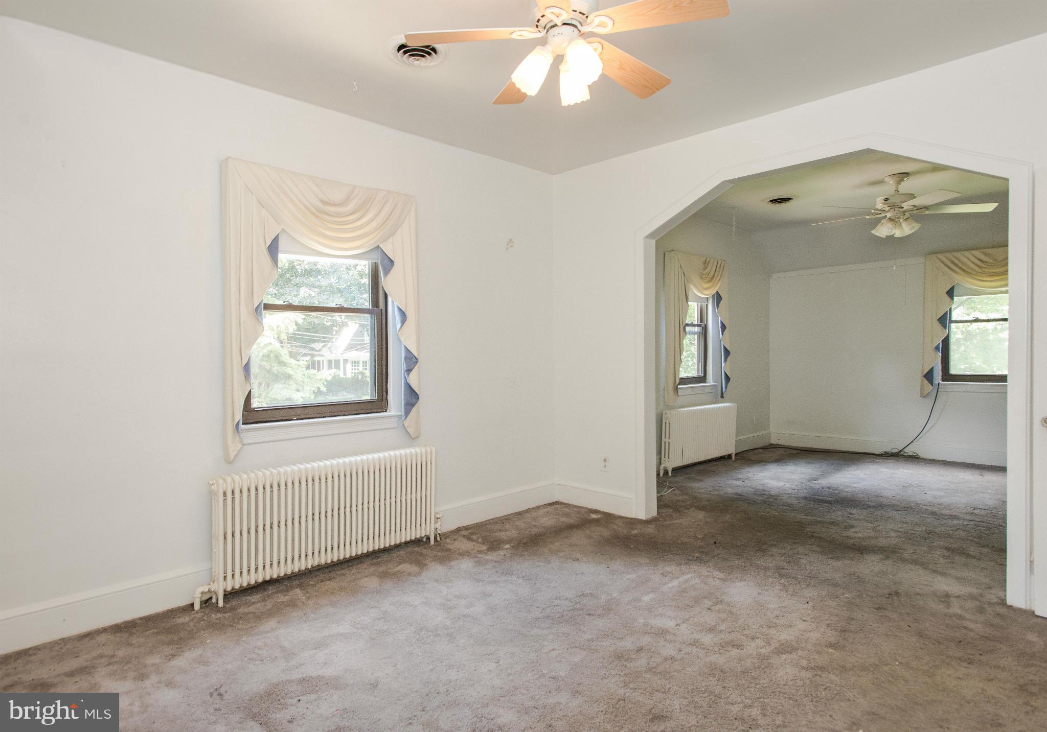 SOUTH WOODSIDE PARK - Farm