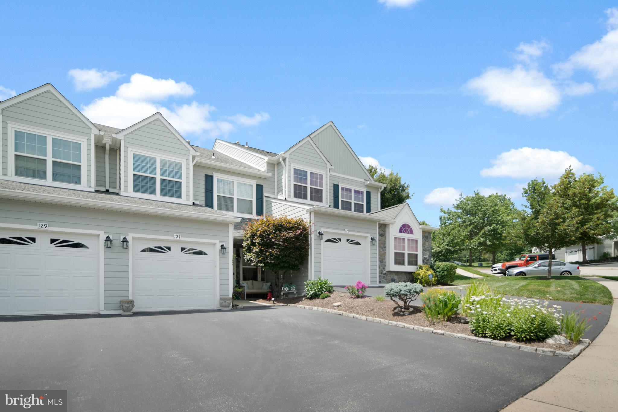 OAKWOOD AT PLYMOUT - Residential