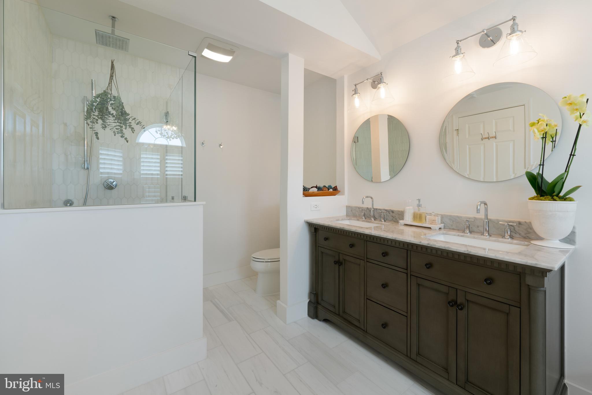 OAKWOOD AT PLYMOUT - Residential