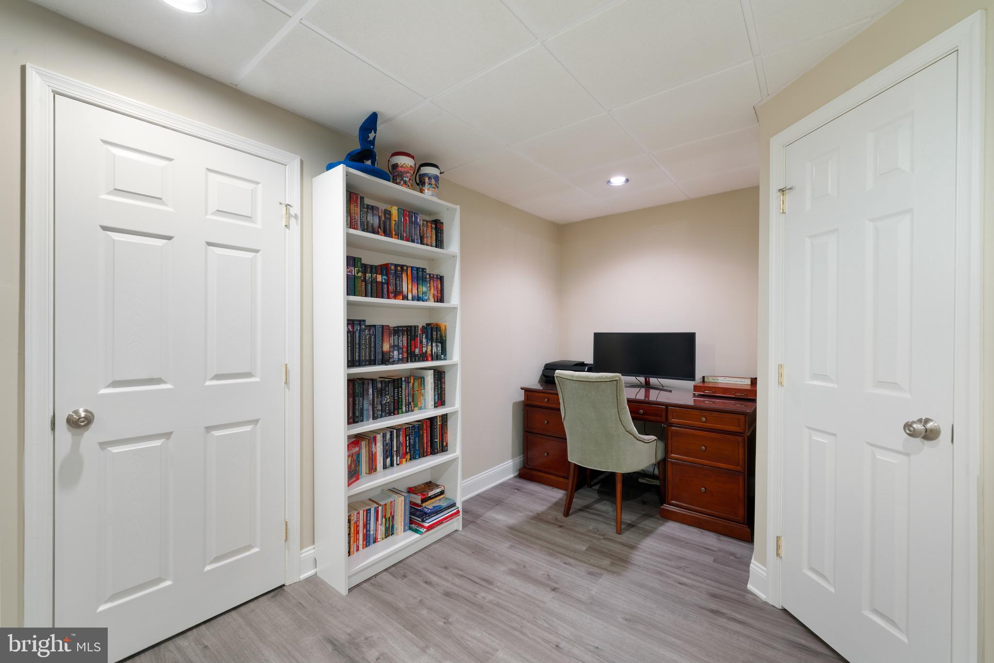 OAKWOOD AT PLYMOUT - Residential