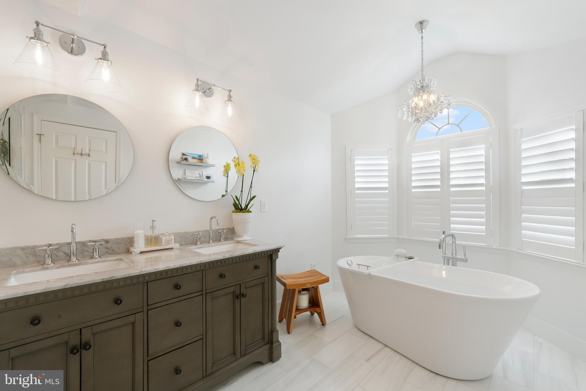 OAKWOOD AT PLYMOUT - Residential