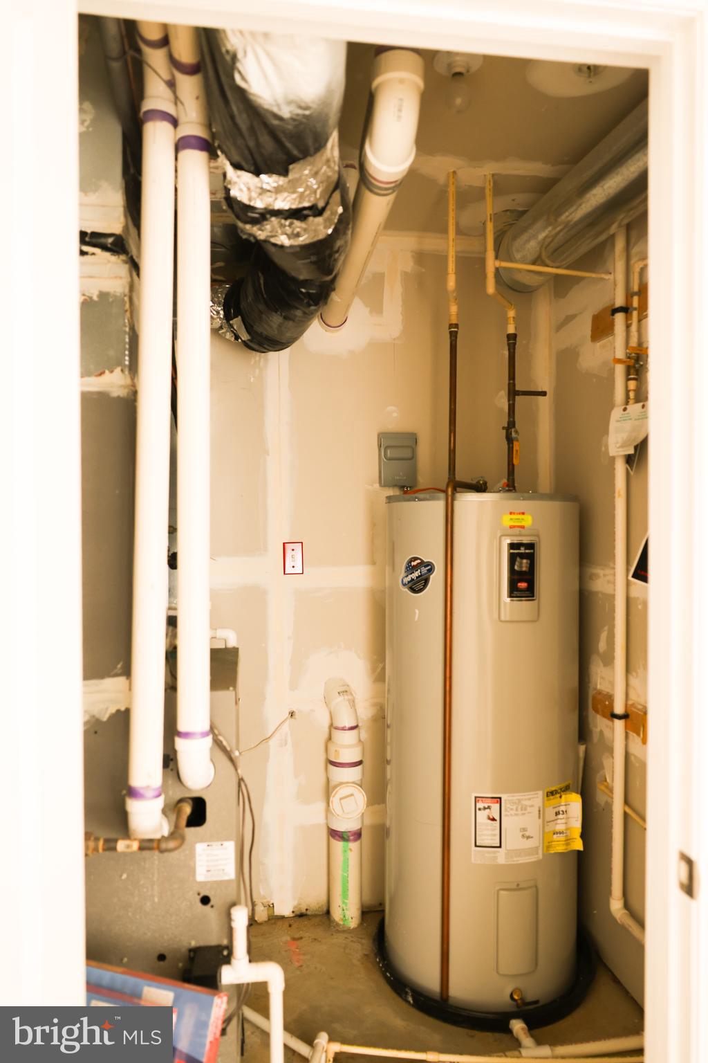 ST CHARLES SUB - SHEFFIELD - Residential Lease