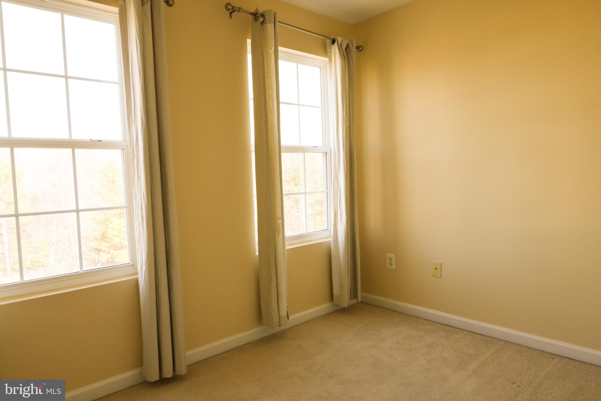 ST CHARLES SUB - SHEFFIELD - Residential Lease