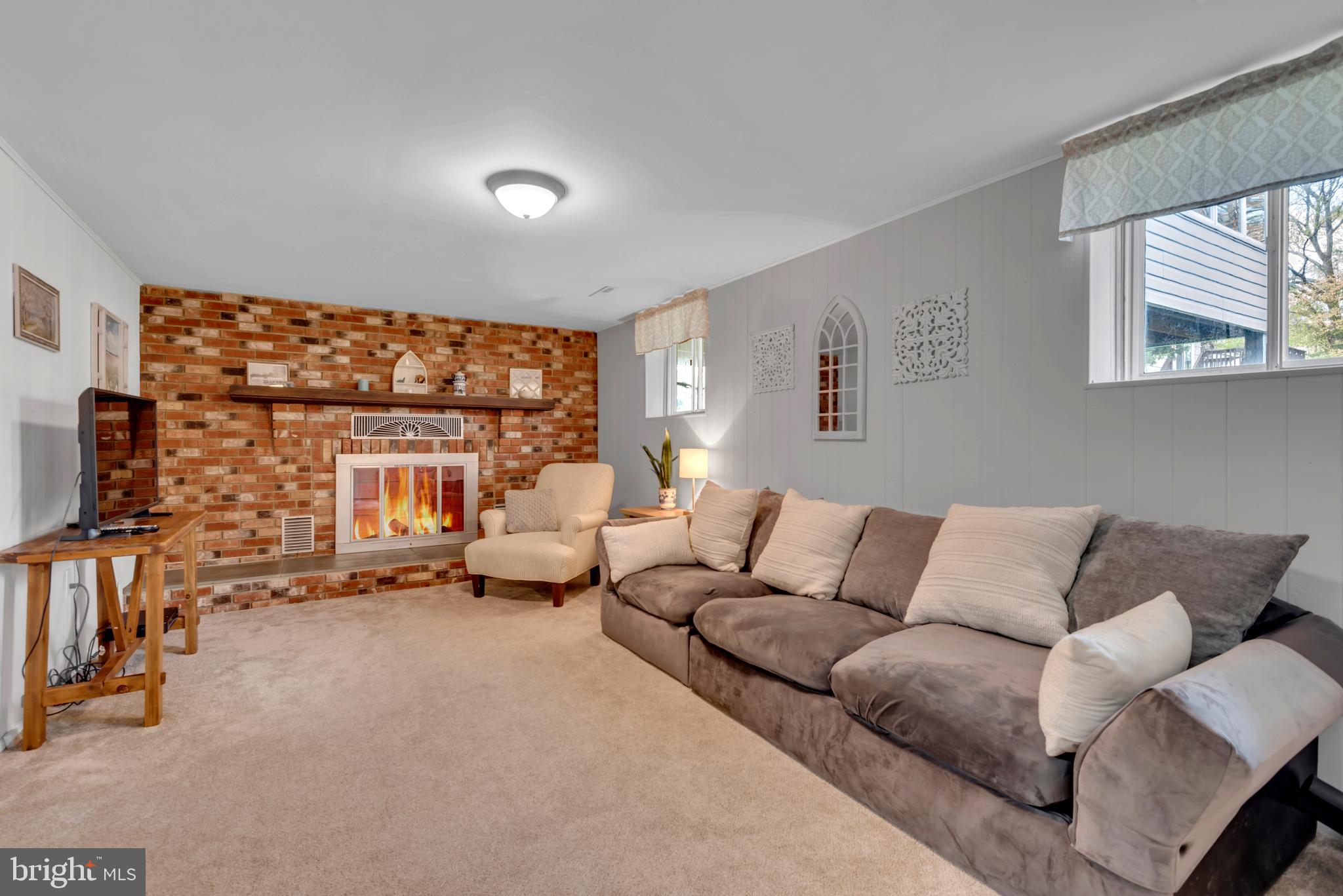 VALLEYWOOD - Residential