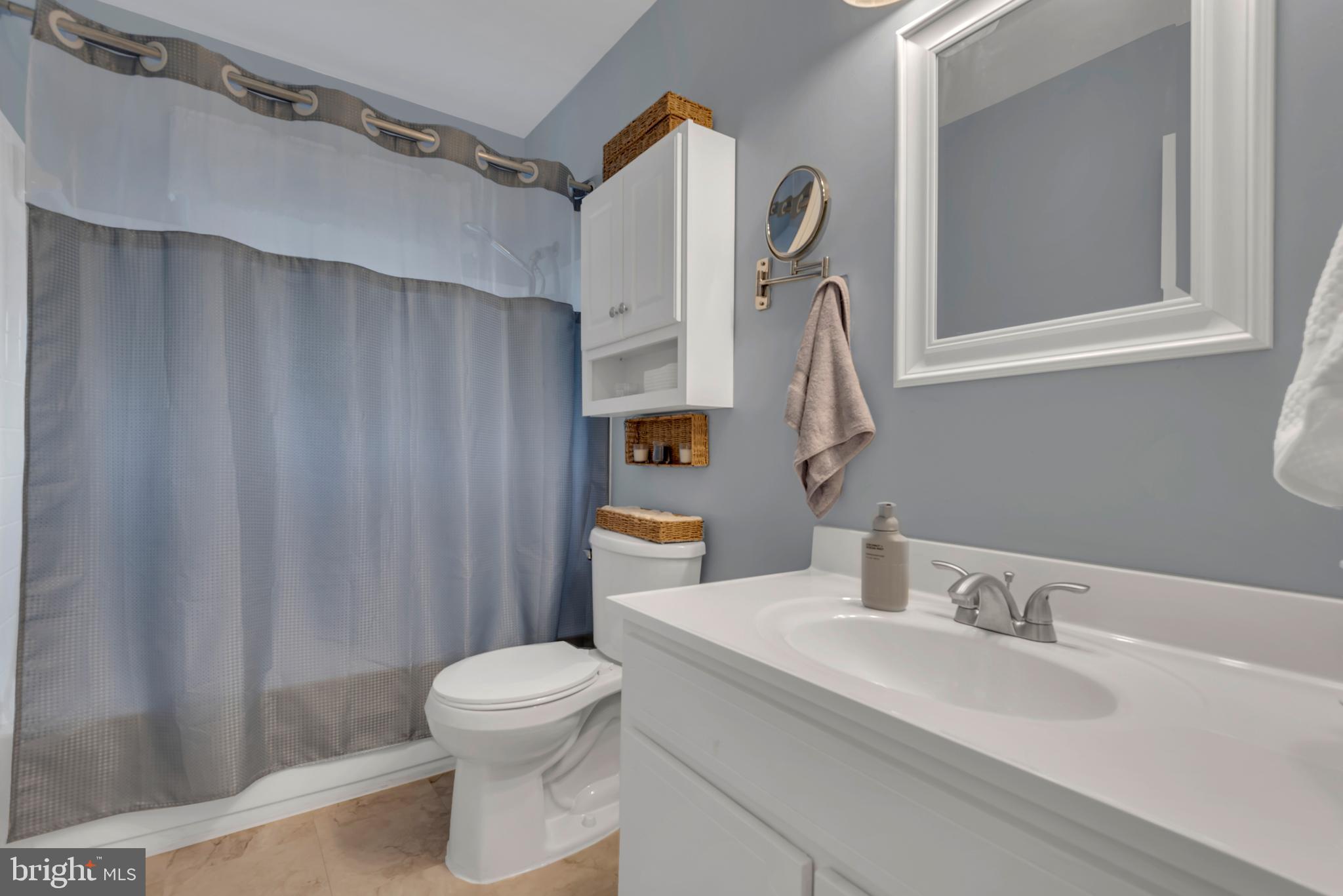 VALLEYWOOD - Residential