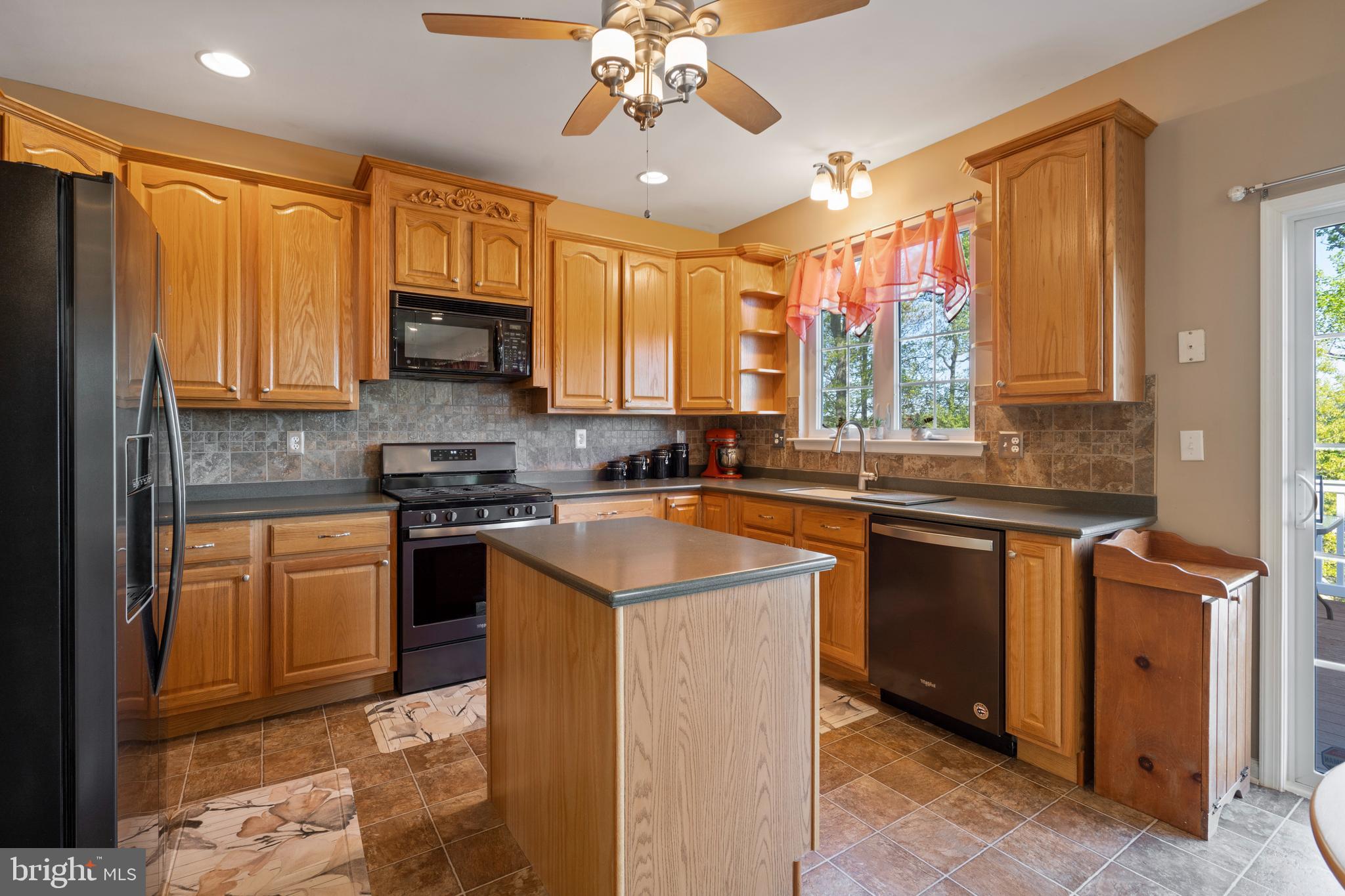 RESERVE AT BAILEY ST - Residential