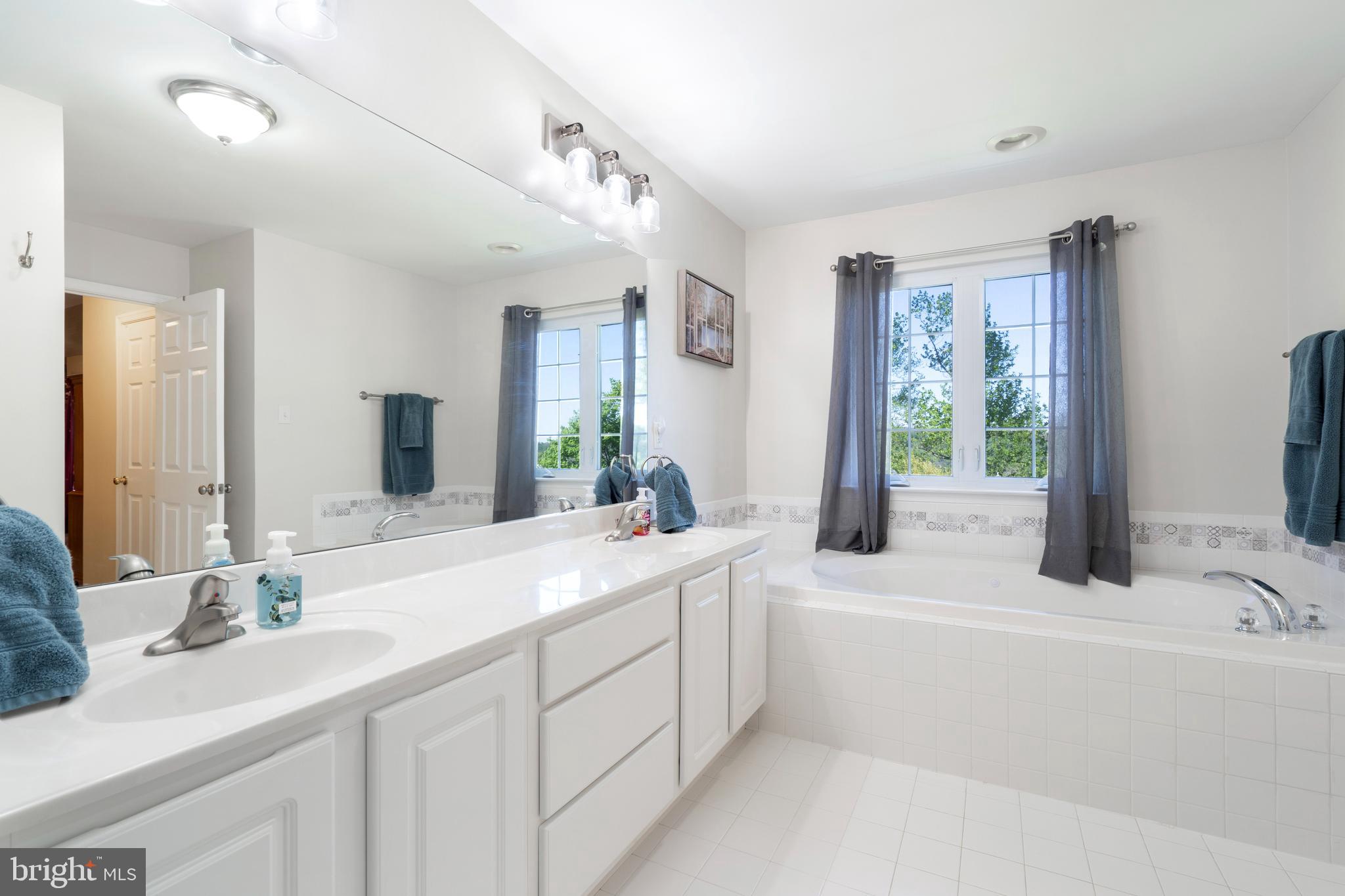 RESERVE AT BAILEY ST - Residential