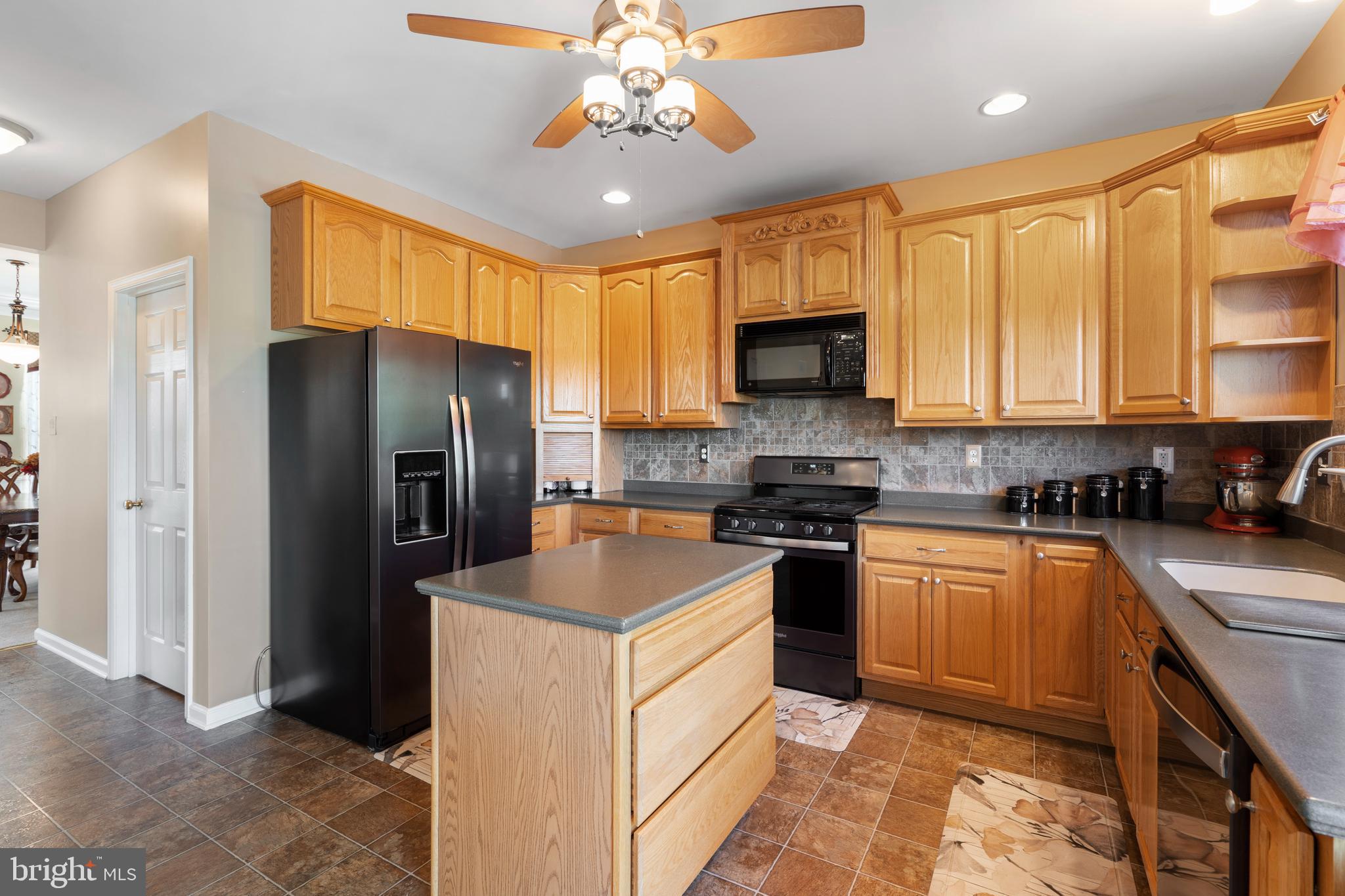 RESERVE AT BAILEY ST - Residential