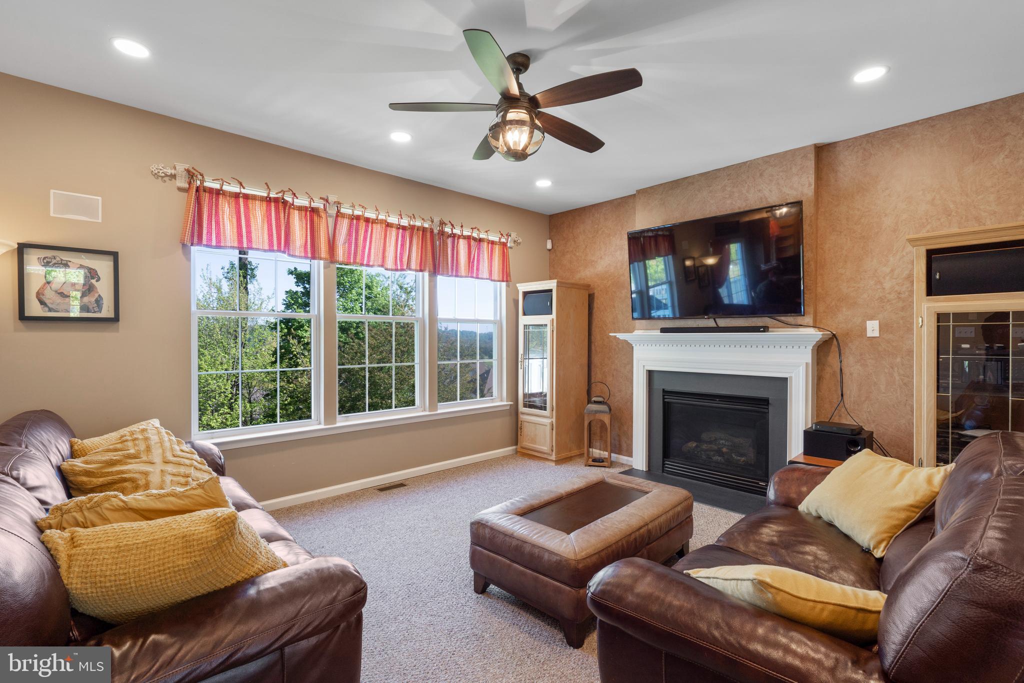 RESERVE AT BAILEY ST - Residential