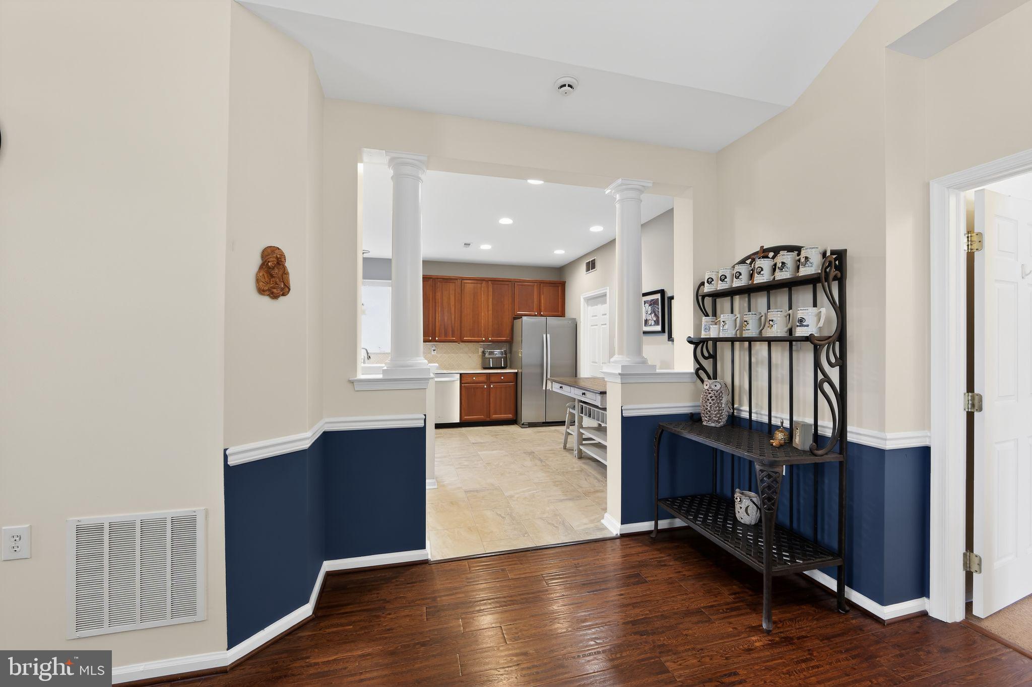 VILLAGES AT HILLVIEW - Residential