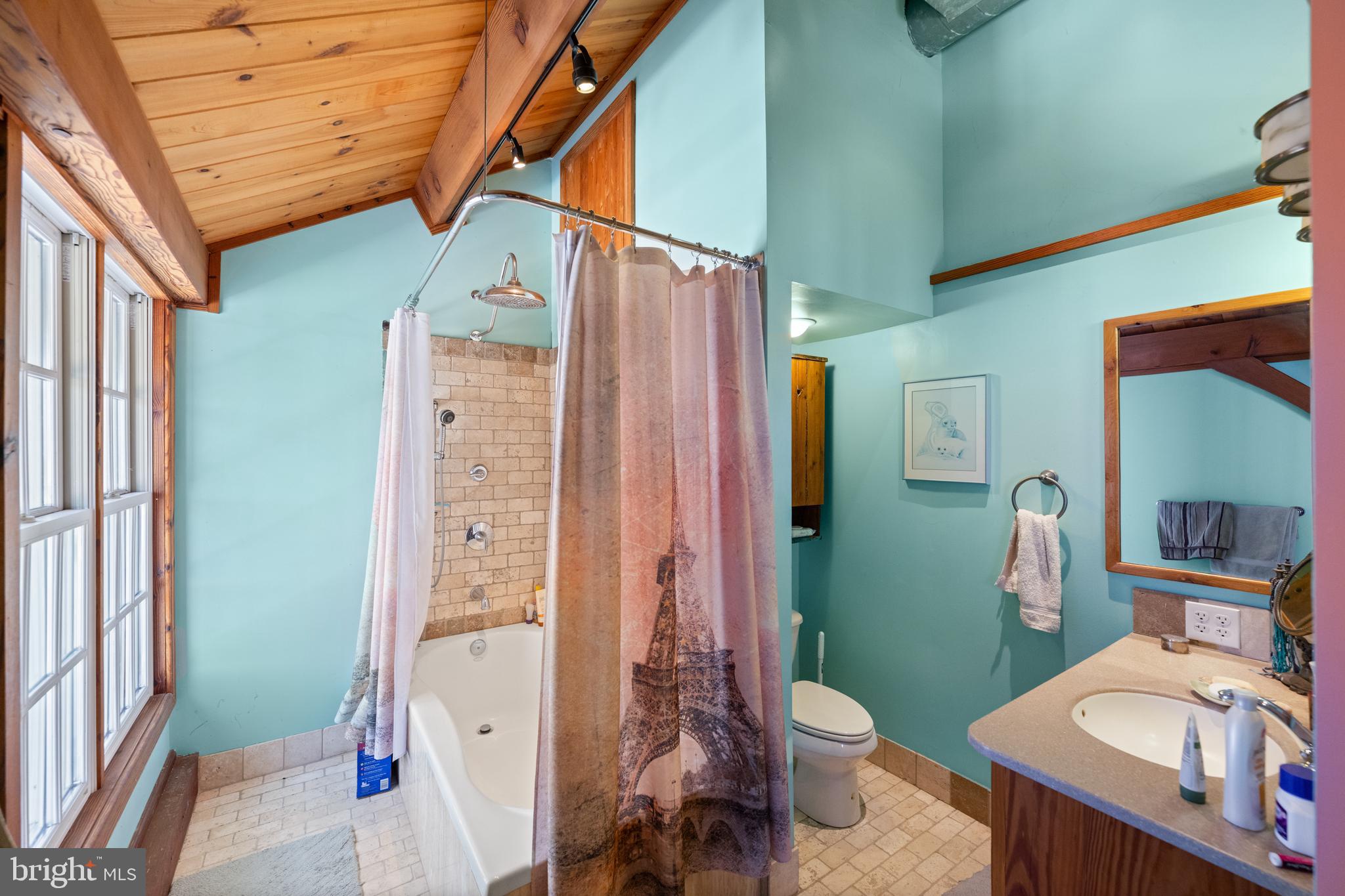 CHESHIRE HUNT - Residential