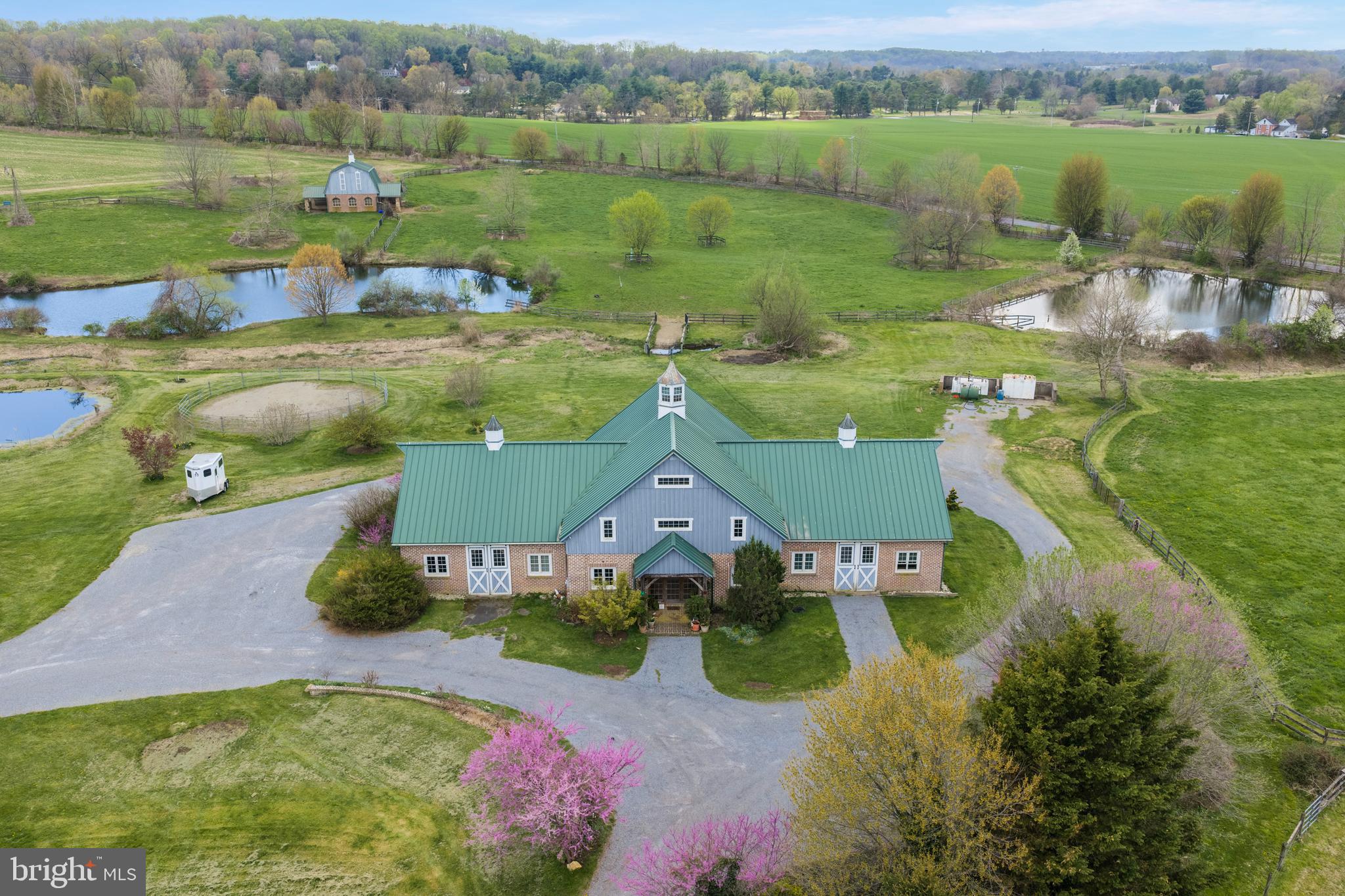 CHESHIRE HUNT - Residential