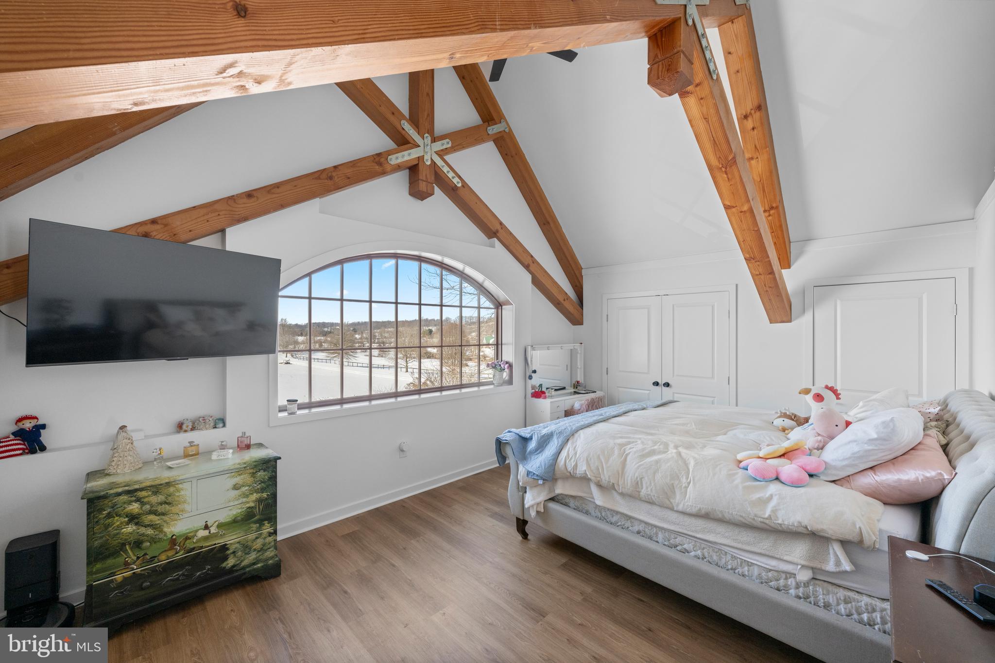 CHESHIRE HUNT - Residential