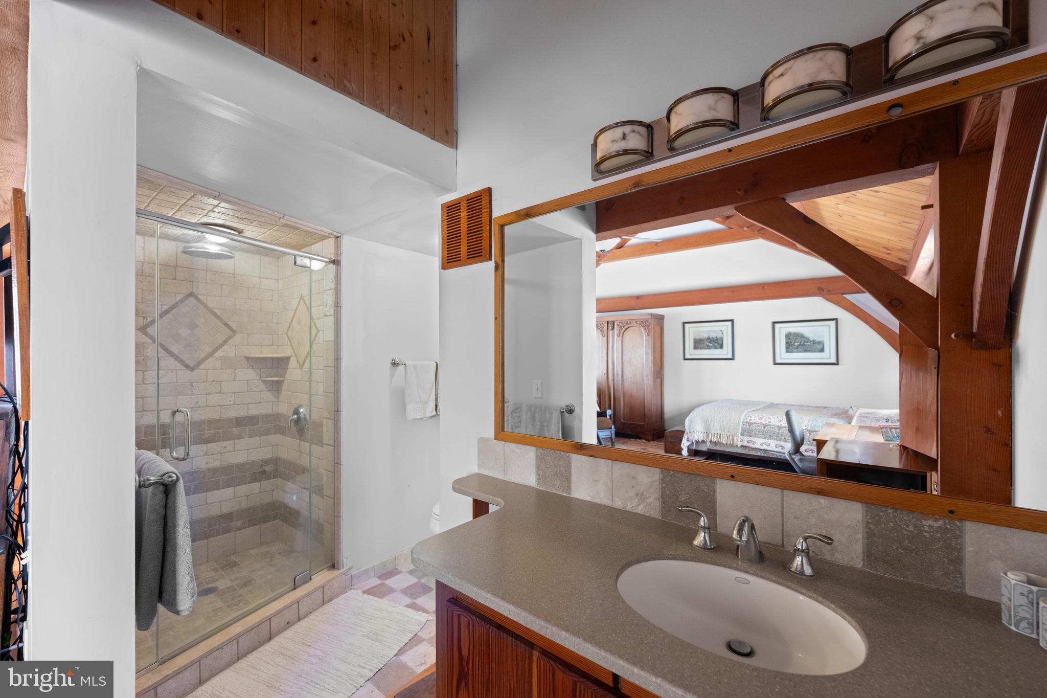 CHESHIRE HUNT - Residential