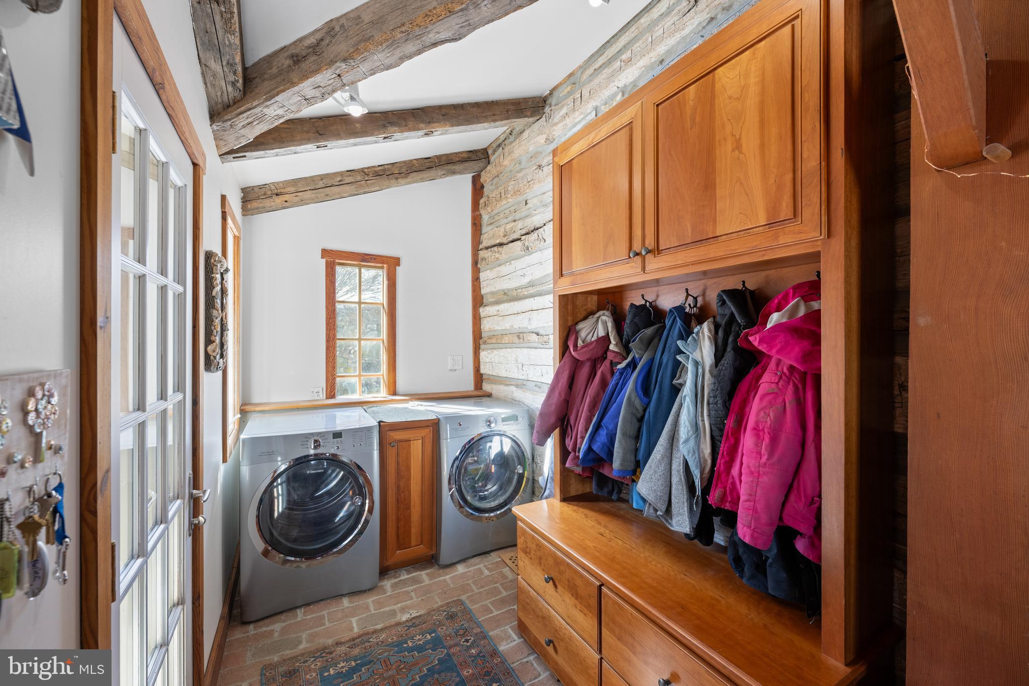 CHESHIRE HUNT - Residential