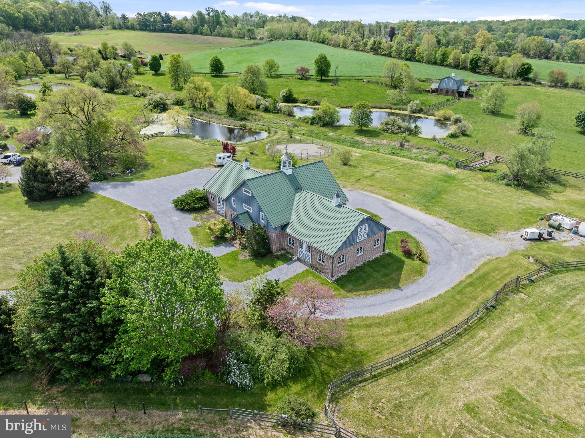 CHESHIRE HUNT - Residential