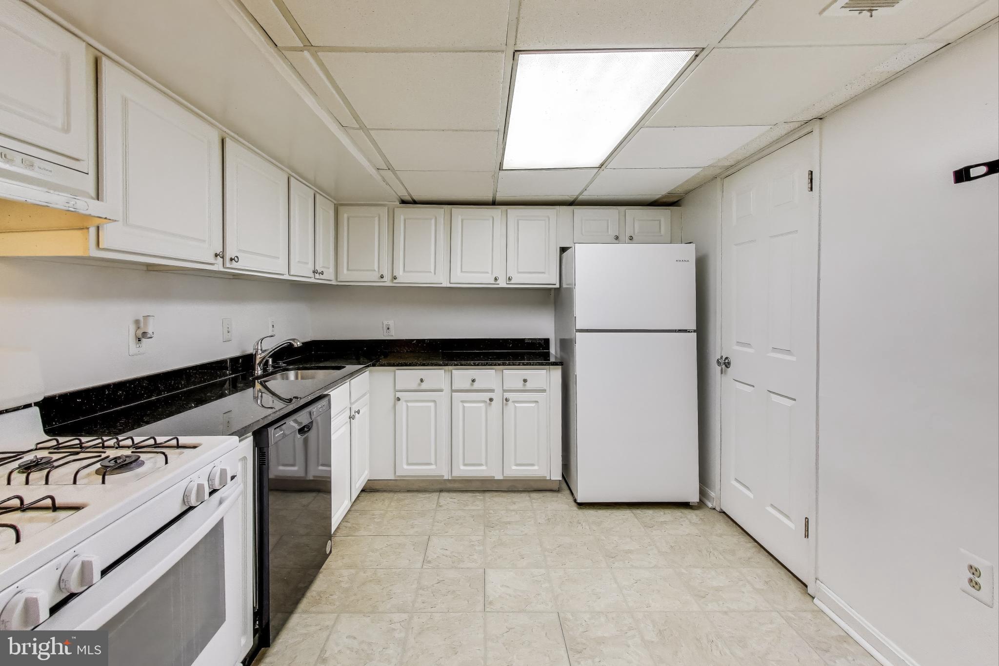 KIMBERLY PLACE - Residential Lease