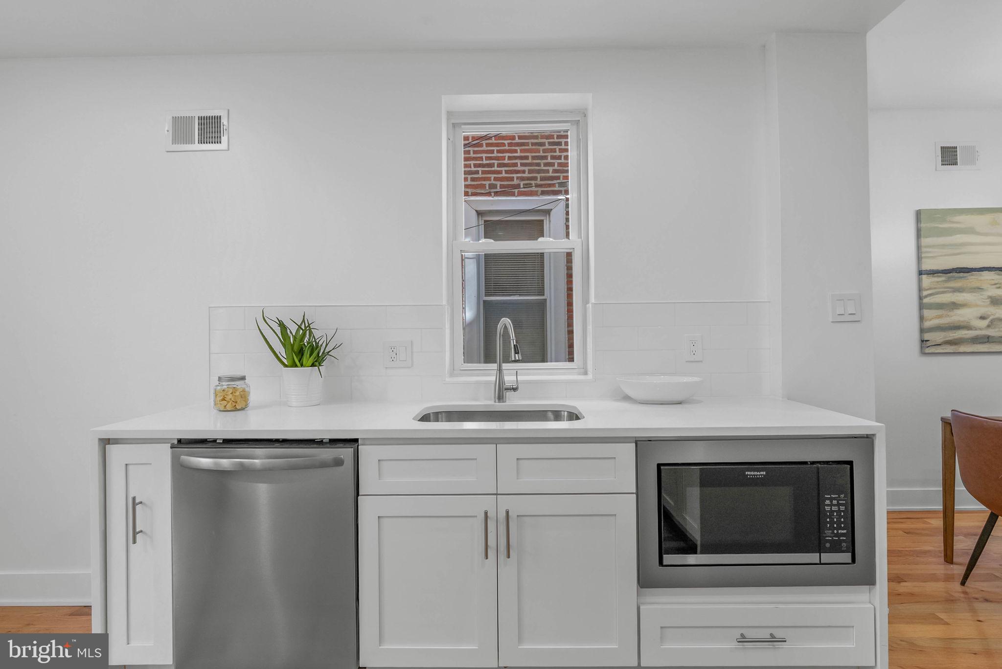 WALNUT HILL - Residential
