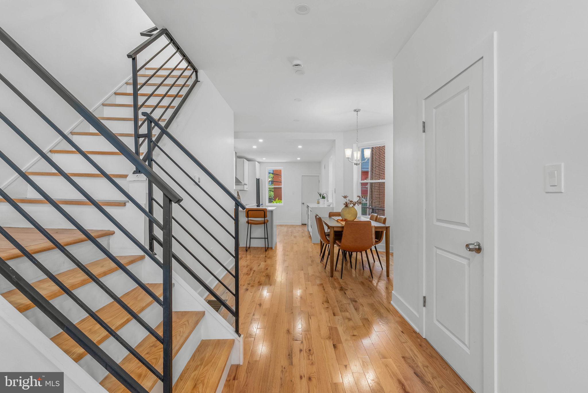 WALNUT HILL - Residential