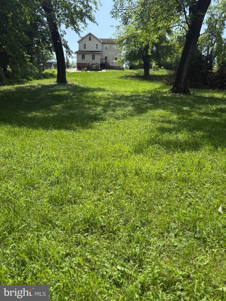 555 HIGHLAND AVENUE
