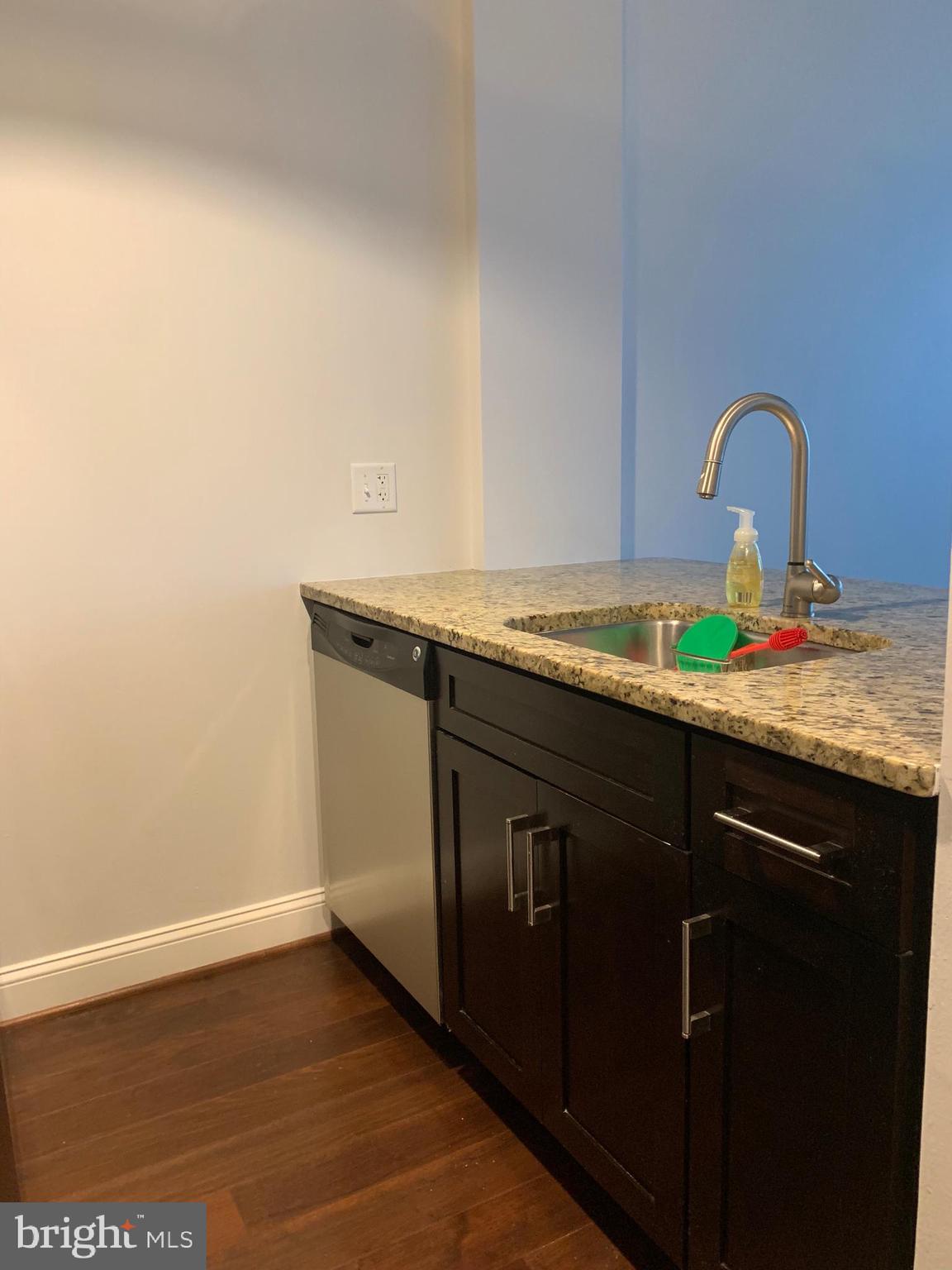 FITLER SQUARE - Residential Lease