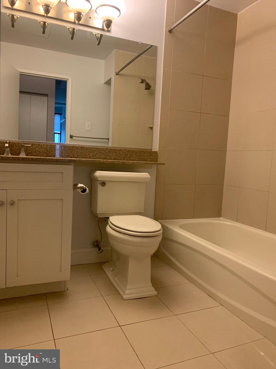 FITLER SQUARE - Residential Lease